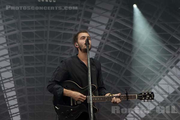 EDITORS - 2017-07-23 - PARIS - Hippodrome de Longchamp - Main Stage 1 - Thomas Michael Henry Smith